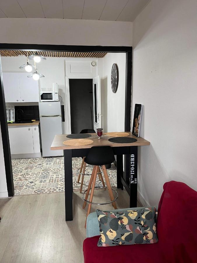 Apartment Chez Laeti Type F2 *
